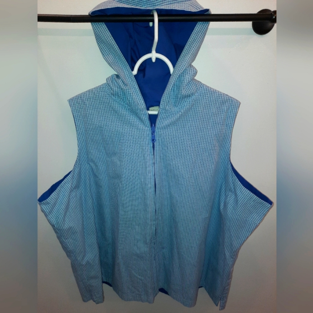 North Crest women's 3X reversible blue and white vest